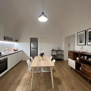 La Finestra Su Chiaia Naples
